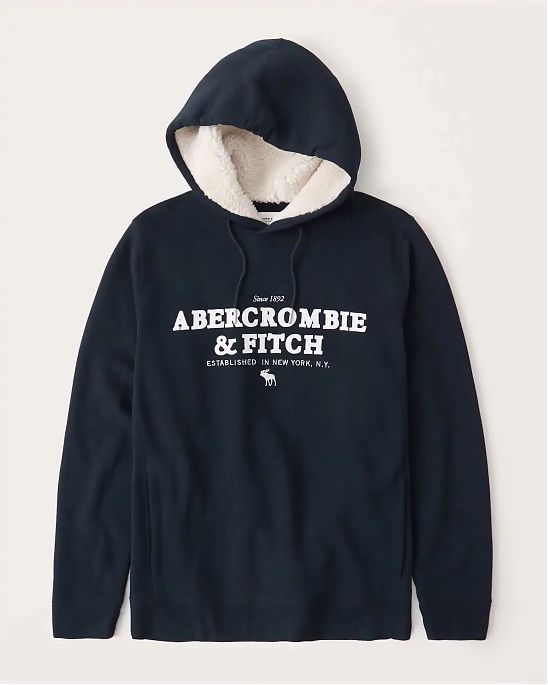 Moscow USA предлагает Вам купить мужскую толстовку на с капюшоном Abercrombie Fitch темно-синего цвета с нашитой надписью и шепрой в капюшоне. Модель 05318. Доставка по России, Москве и области, самовывоз.