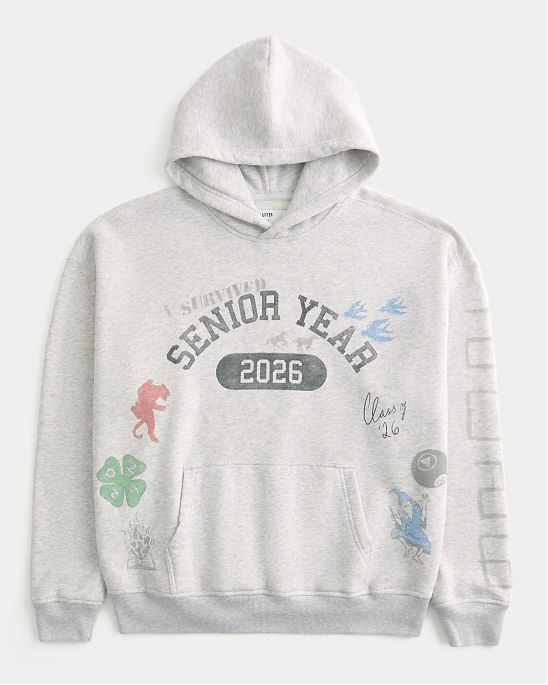 Мужское худи Hollister с принтом «Выпуск 2026», светло-серого цвета. Оригинальная модель, бесплатная доставка и примерка по России.