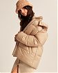 Moscow USA предлагает Вам купить женский пуховик Abercrombie Fitch бежевого цвета с защитой от воды и ветра. Модель 06147. Доставка по России, Москве и области, самовывоз.