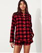 Женская байковая рубашка Hollister красного цвета в черную клетку. Модель 03977. Подробное описание и цена товара. Доставка по России, Москве и Области от Moscow USA