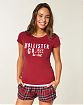 Женская футболка Hollister из мягкого хлопка с вышивкой и аппликацией логотипа. Оригинальная модель 08102, бесплатная доставка и примерка по России.