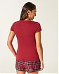 Женская футболка Hollister из мягкого хлопка с вышивкой и аппликацией логотипа. Оригинальная модель 08102, бесплатная доставка и примерка по России.