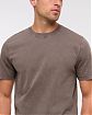 Мужская футболка Abercrombie & Fitch коричневого цвета из мягкой ткани с лаконичным кроем. Оригинальная модель, бесплатная доставка и примерка по России.