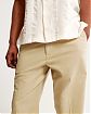 Moscow USA предлагает вам купить свободные брюки на каждый день Abercrombie & Fitch Loose Permacrease Pant цвета хаки. Модель 07818. Бесплатная доставка по России, Москве и области, самовывоз.