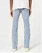 Moscow USA предлагает вам купить джинсы Hollister Athletic Straight Jeans синего цвета с небольшими потертостями. Модель 7586. Доставка по России, Москве и области, самовывоз.